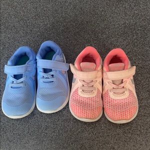 Toddler Girls Nike Sneakers size 7